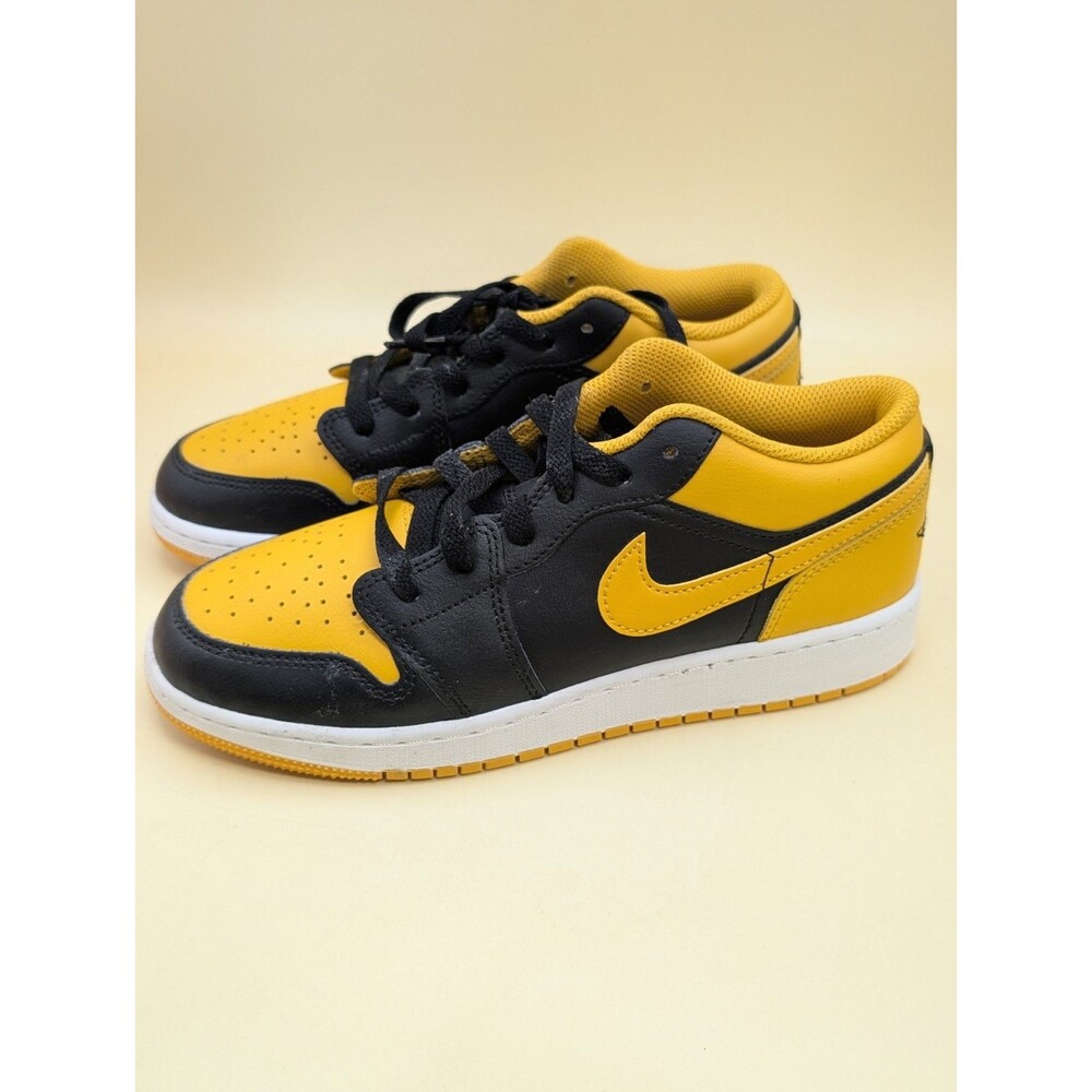 Nike Air Jordan 1 Low GS Yellow Ochre Black White 553560-072 Size 6Y - Picture 6 of 15